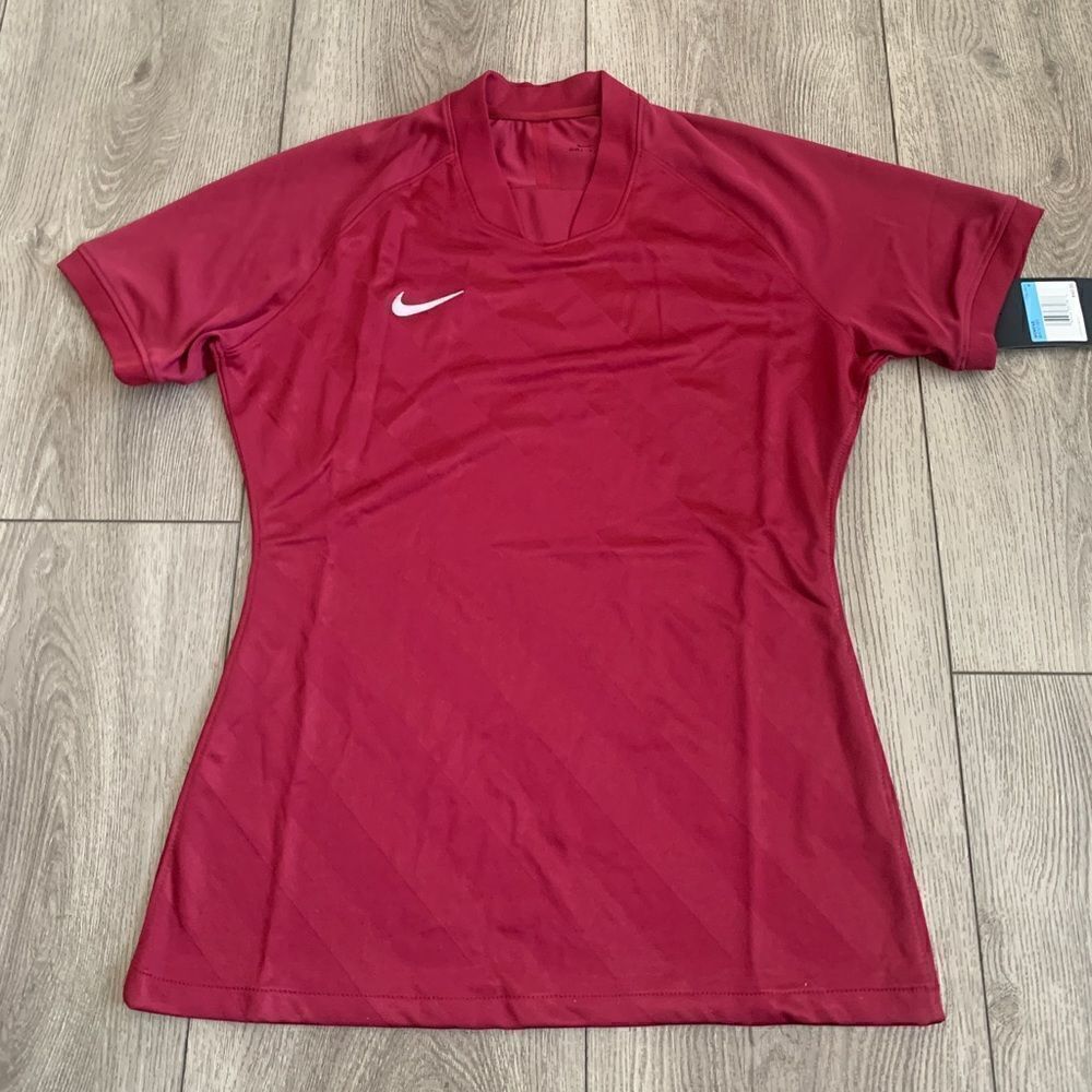 Nike woman’s football/ soccer Jersey